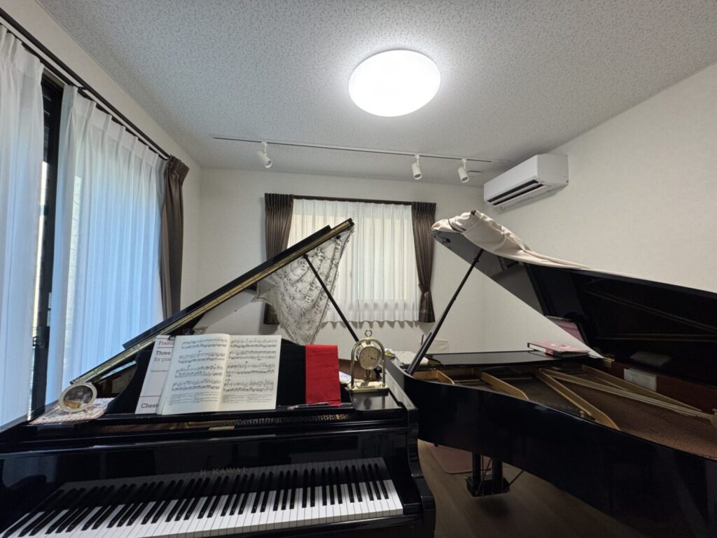 グランドピアノを2台置ける夢の防音室・施工事例